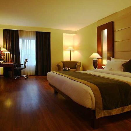 Continent Nakodar Hotel & Resorts Rum bild