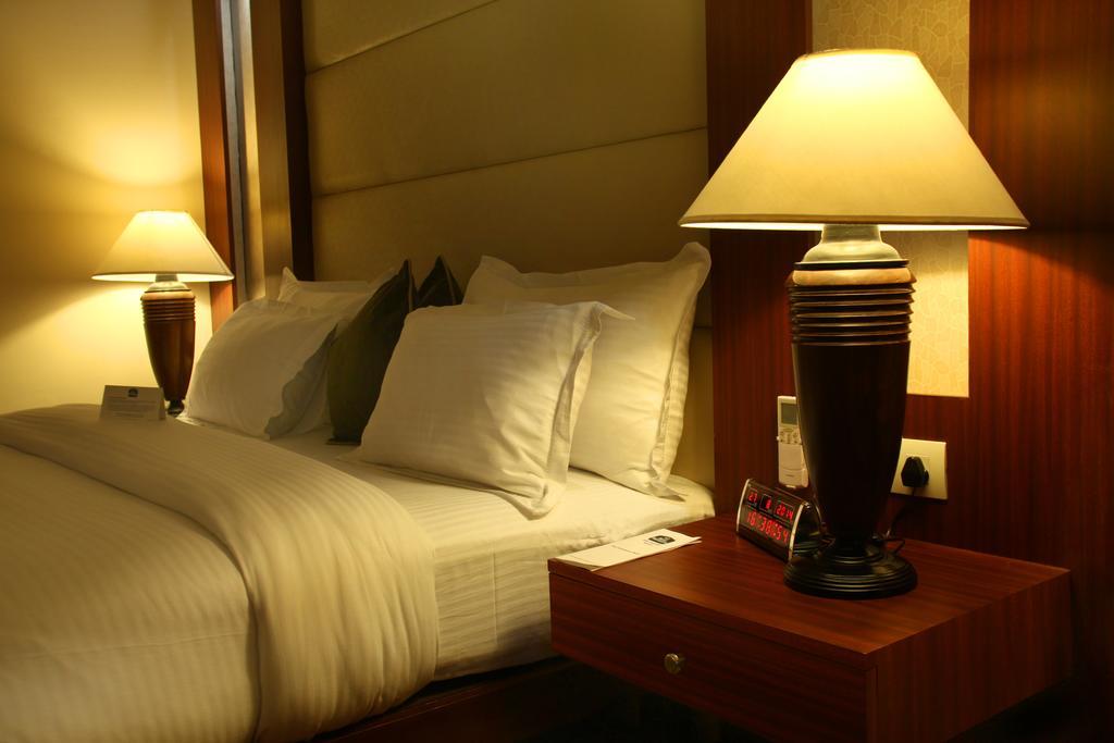 Continent Nakodar Hotel & Resorts Rum bild